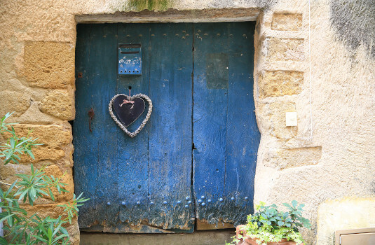 Lourmarin - vieille porte ©HOCQUEL A