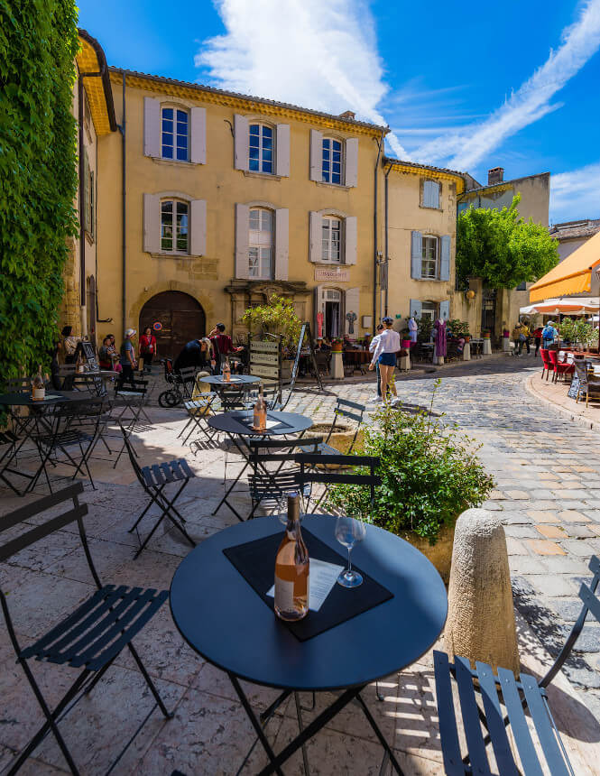 Lourmarin ©VERNEUIL T