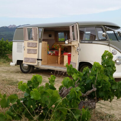 Domaine de la Tourade: zwischen Weingärten und VW-Bus!