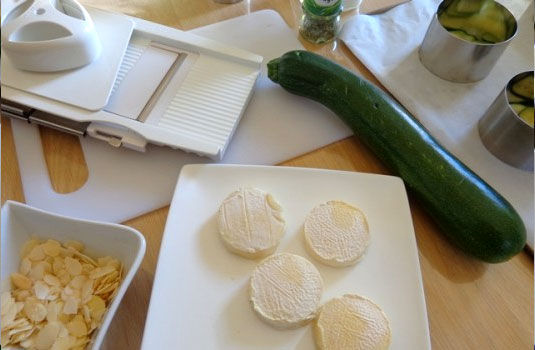 Mille-feuilles au chèvre et courgettes ©BISET V