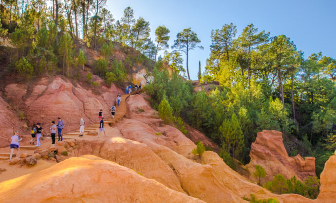 Die Ockerfelsen des Luberon