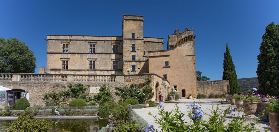 Schloss-Lourmarin