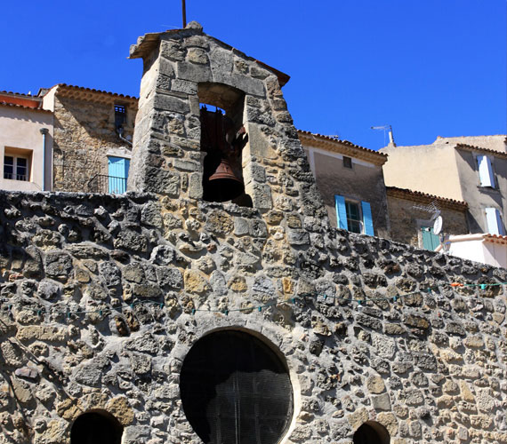 Chapelle à Cabrières d'Aigues - Luberon