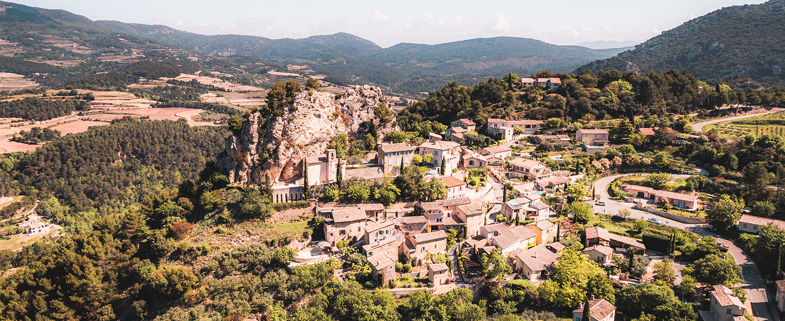 Roque Alric Dörf – Provence © LezBroz