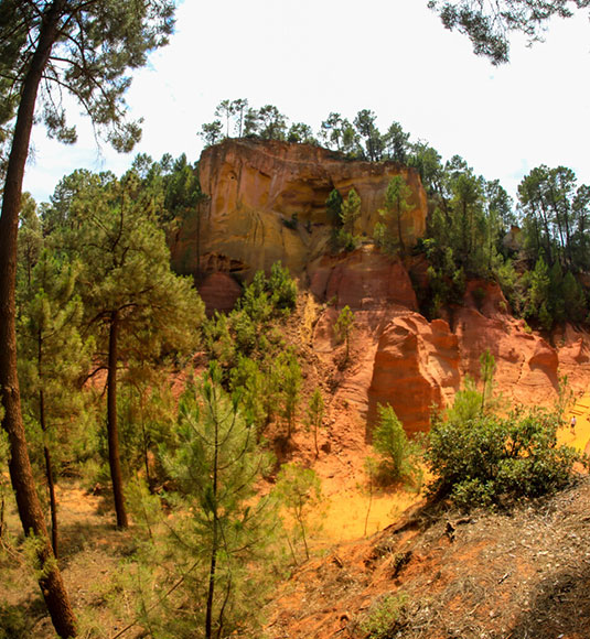 Die Ockerfelsen des Luberon